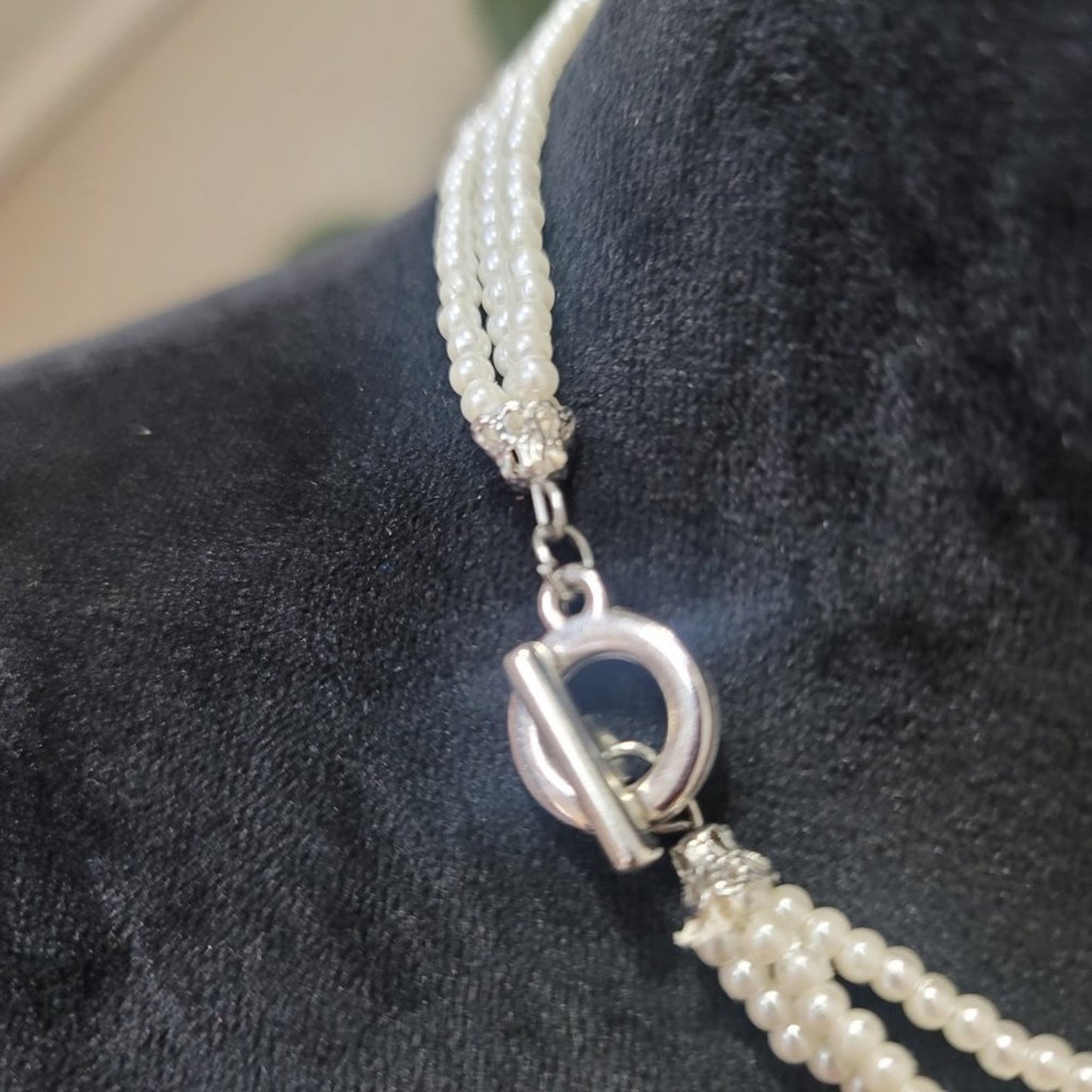 White Pearl Choker Necklace Classic Three Layers Beads Chain Graceful Necklaces