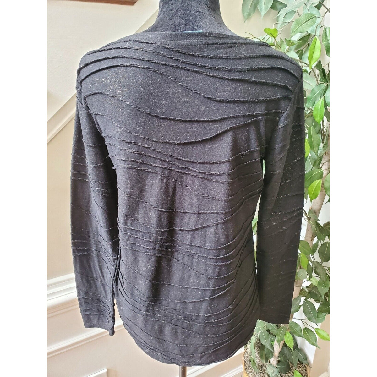 Simply Vera Women's Black Polyester Round Neck Long Sleeve Casual Top Blouse M