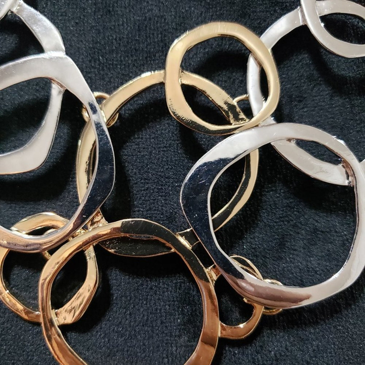 Women's Gold Geometric Circle Link Modern Simple Chic Elegant Jewelry Necklace