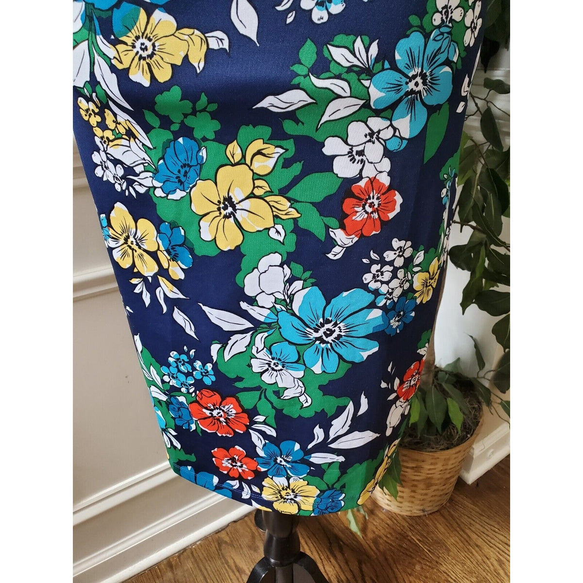Women's Blue Floral Polyester Round Neck Long Sleeve Casual Knee Length Dress M