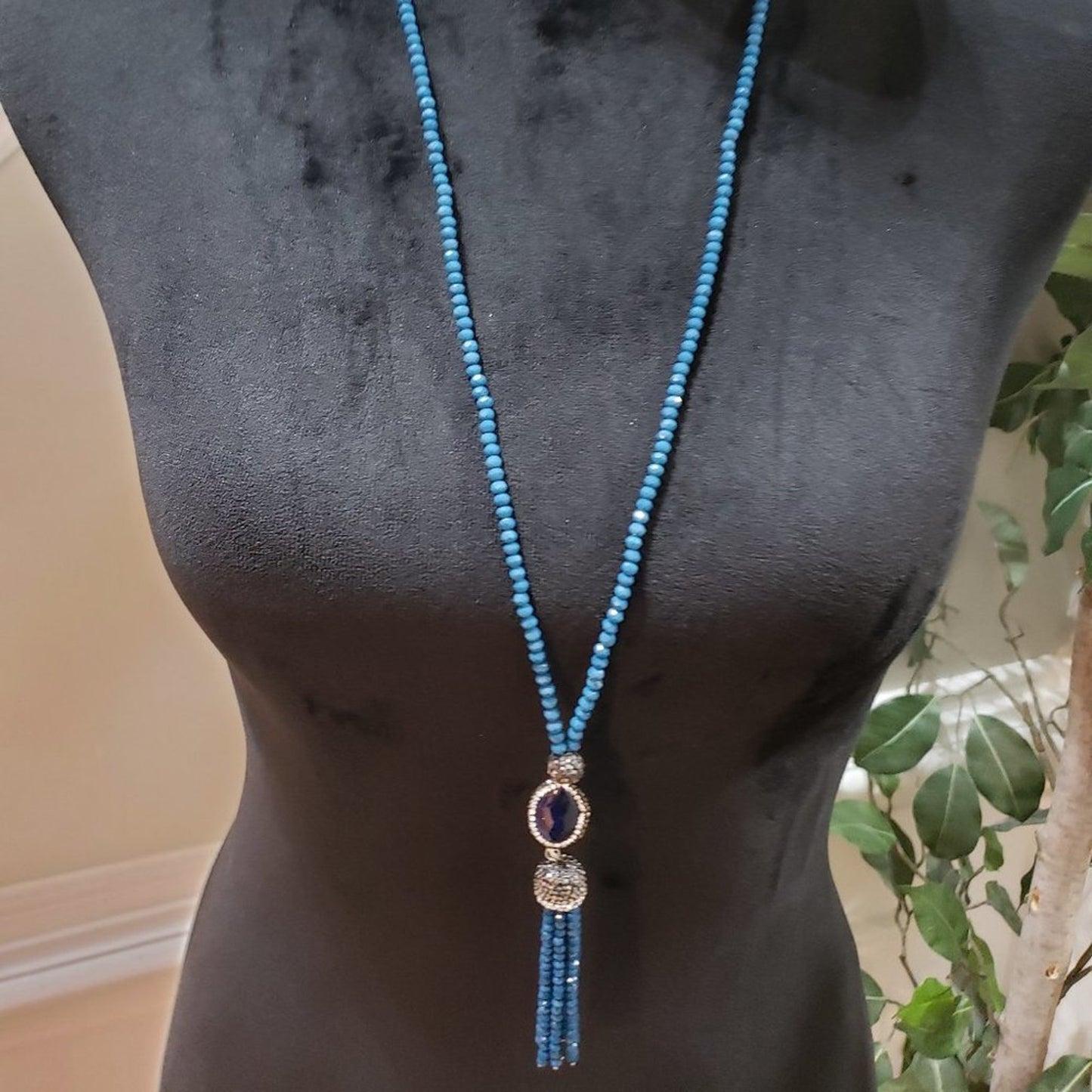 Womens Fashions Blue Rhinestone Beaded Pendant Teardrop Necklace Jewelry