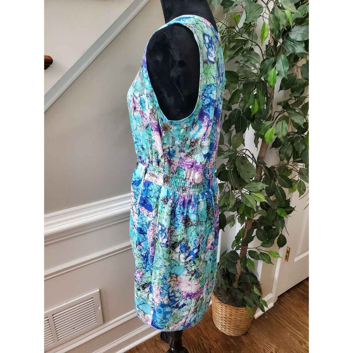 Charlie Jade Women Multicolor Polyester V-Neck Sleeveless Knee Length Dress L/G