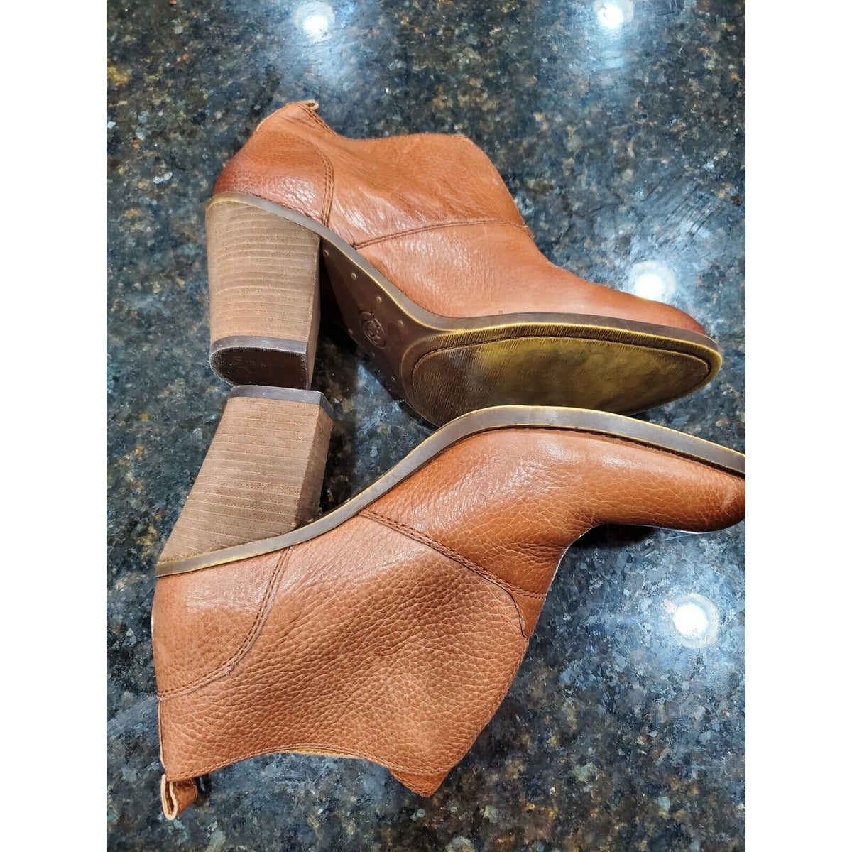 Lucky Brand Women's Ehllen Tan Leather Heeled Ankle Booties Size US 8.5M