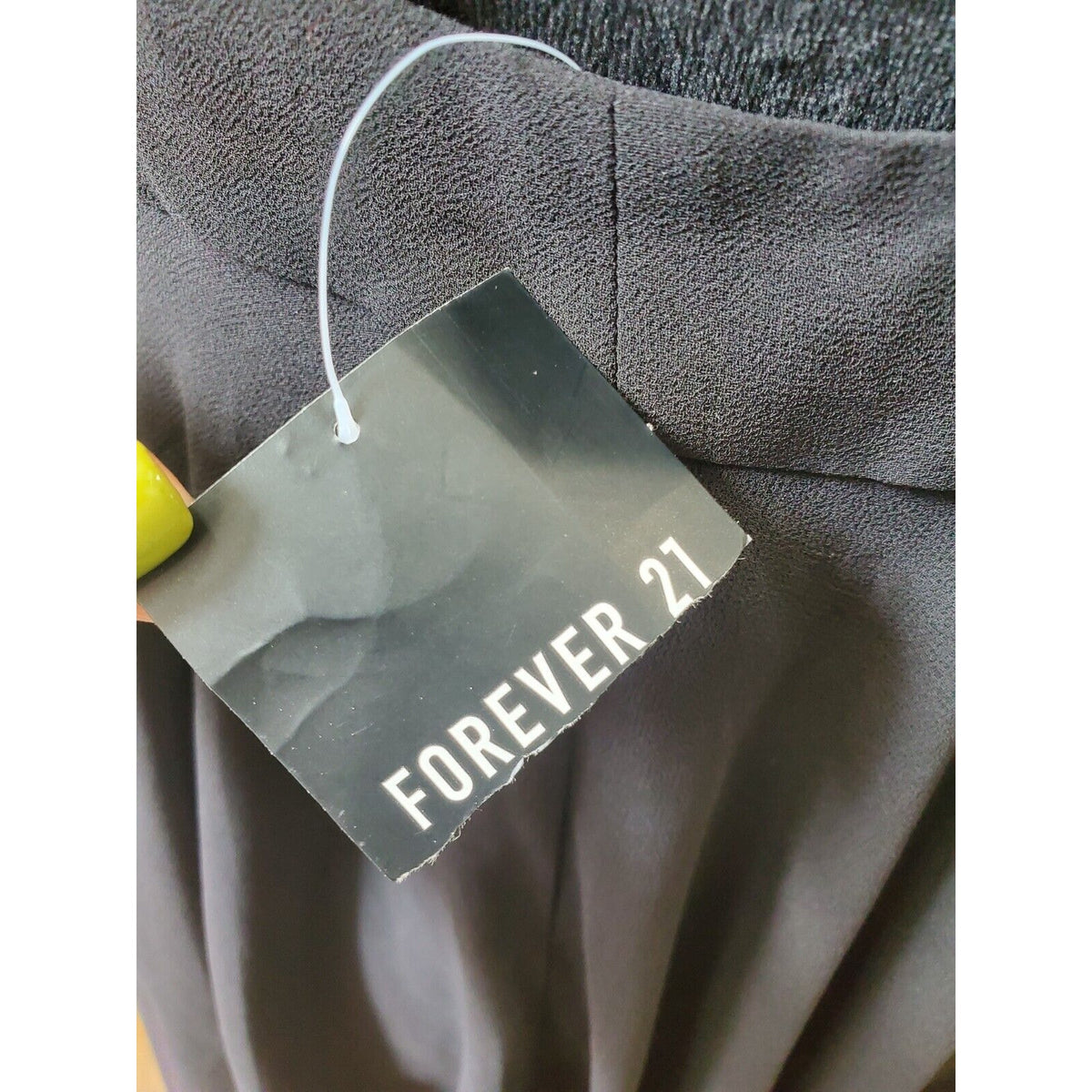 Forever 21 Women's Black Polyester V-Neck Sleeveless Casual Knee Length Dress M
