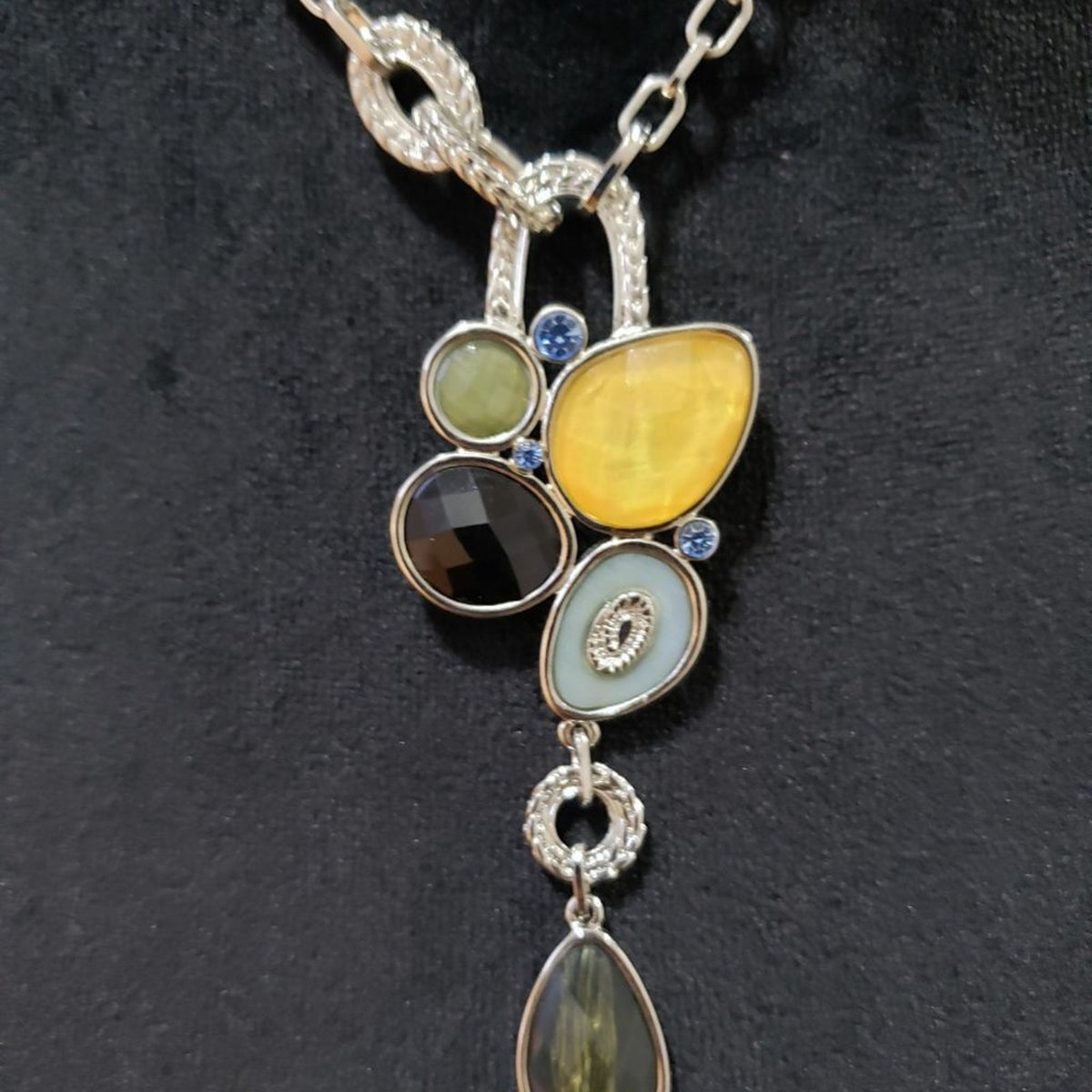 Lia Sophia Silver Tone Cut Crystal Mother Of Pearl Resin Necklace with Lobster