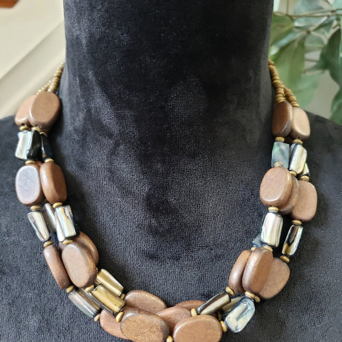 Women's Vintage Necklace Brown Bohemian Wood Beaded Triple strand