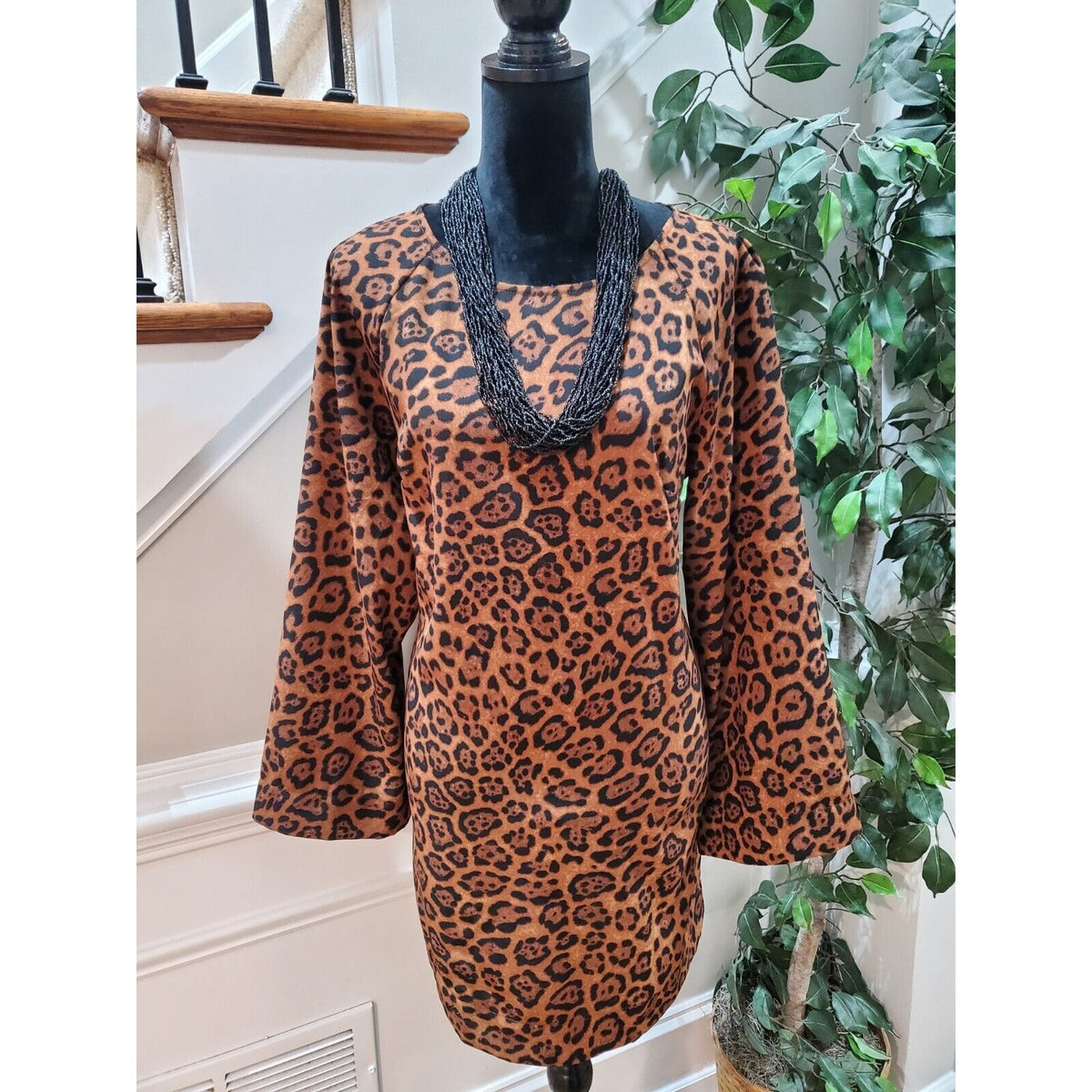 H&M Women's Brown & Black Polyester Round Neck Long Sleeve Knee Length Dress M