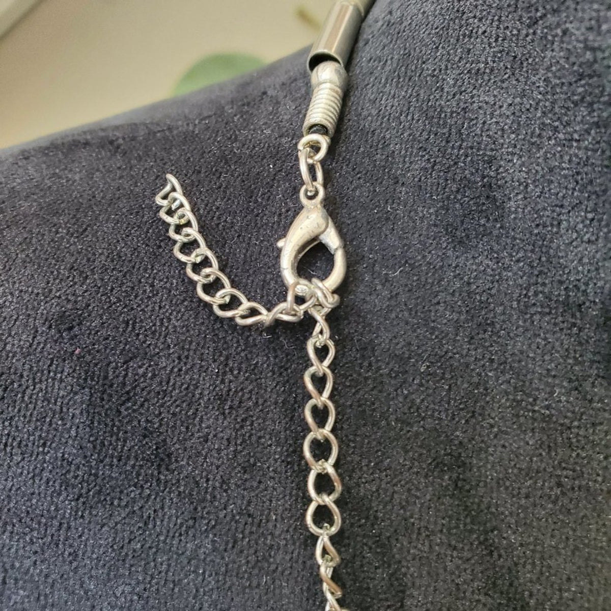 Women's Silver Tone Metal Tube Flower Link Choker Necklace