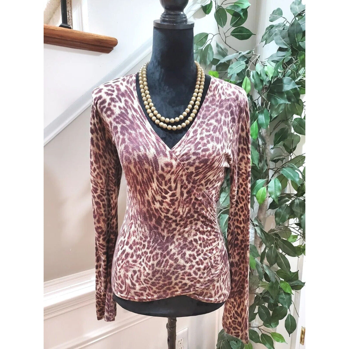 Karen Kane Women's Purple Rayon V-Neck Long Sleeve Casual Top Blouse Size Small