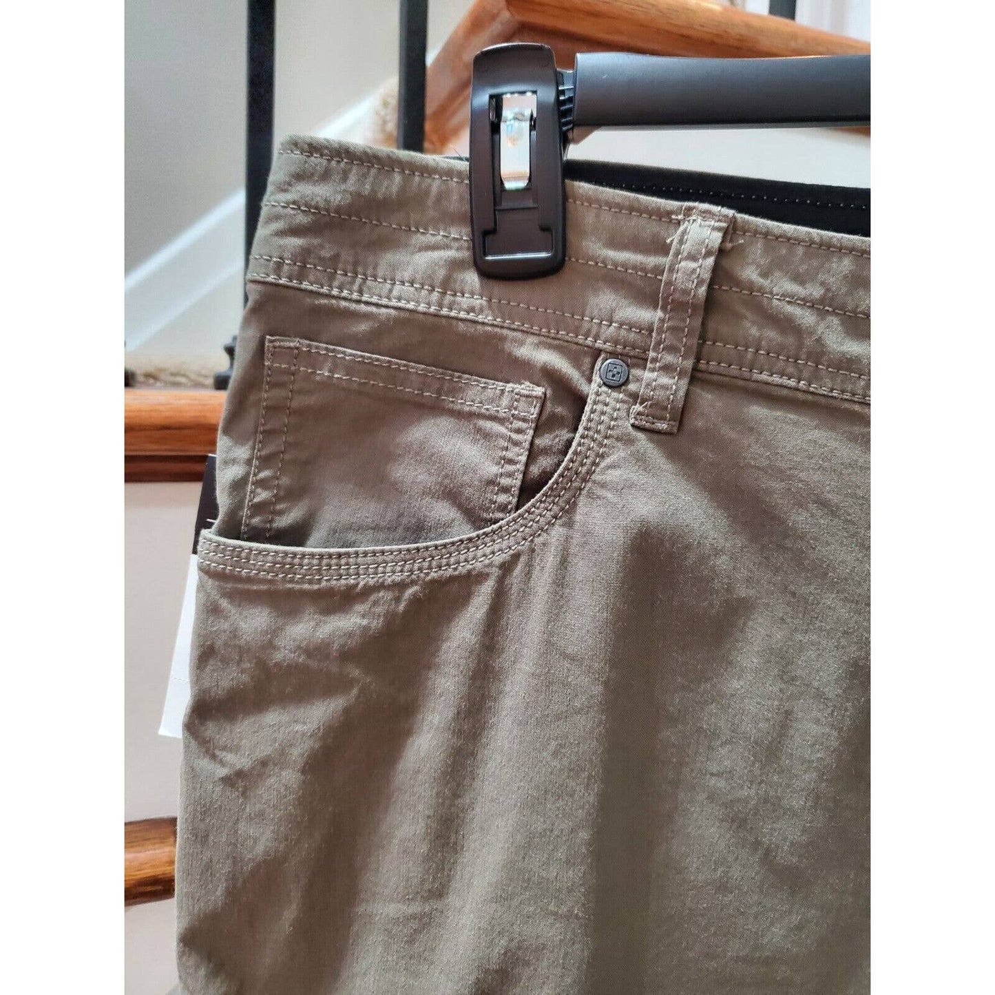 Swisstech Men's Solid Brown Cotton High Rise Straight Fit Casual Pants 36/30