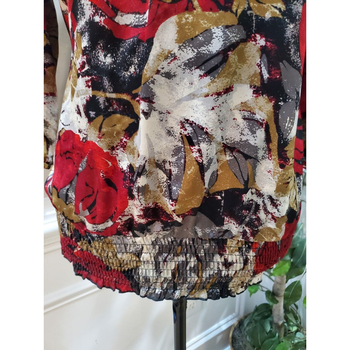 Cato Women Red Floral Polyester Round Neck Long Sleeve Casual Top Blouse Small