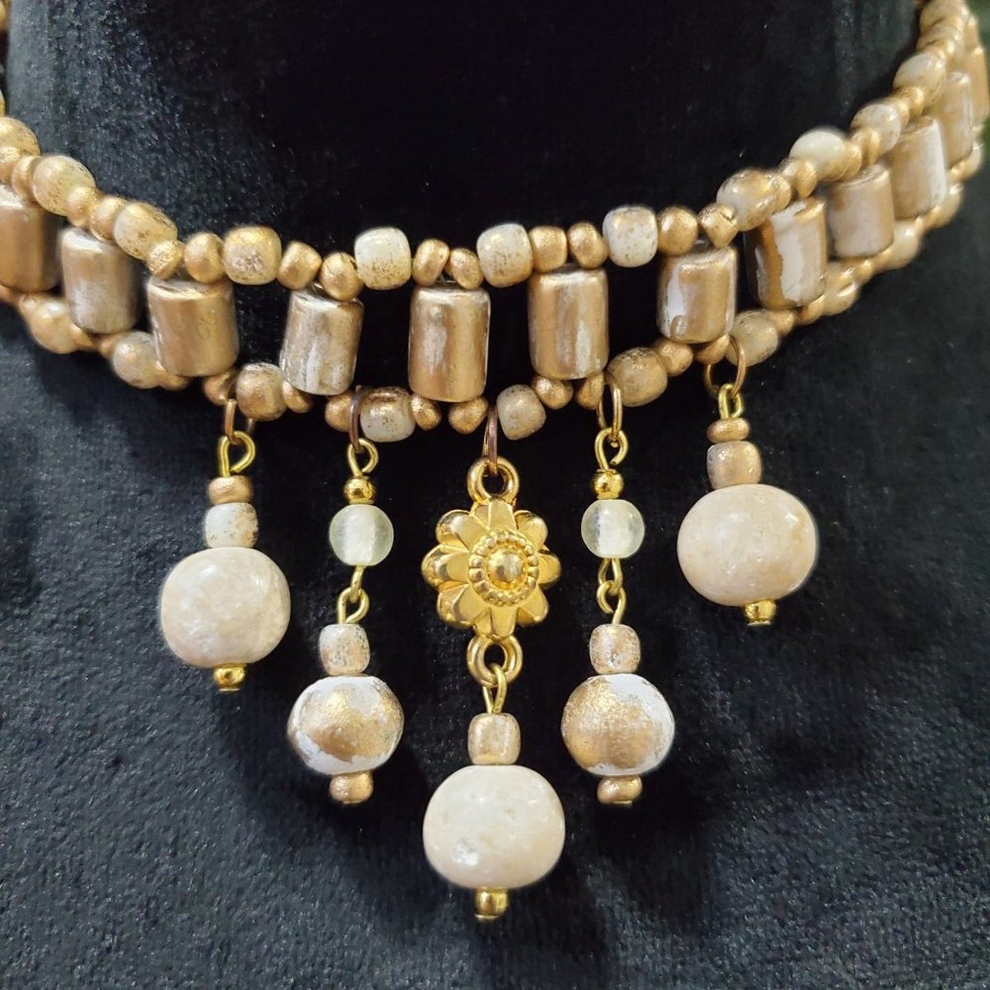 Women's Collar Bib Necklace Choker Round Beaded Jewellery Necklace