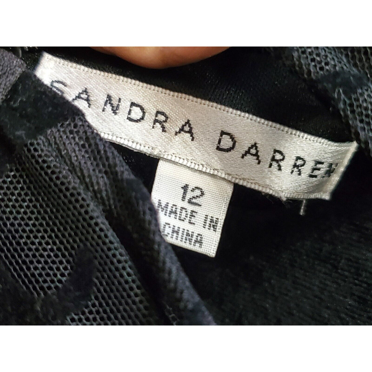Sandra Darren Women's Black Polyester Boat Neck Sleeveless Knee Length Dress 12