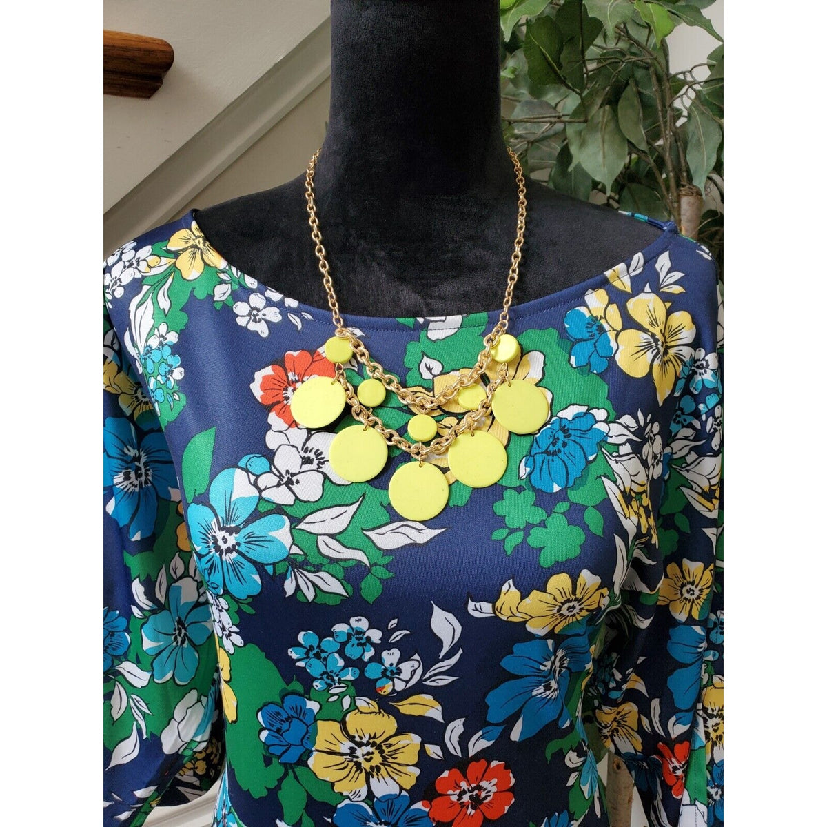 Women's Blue Floral Polyester Round Neck Long Sleeve Casual Knee Length Dress M