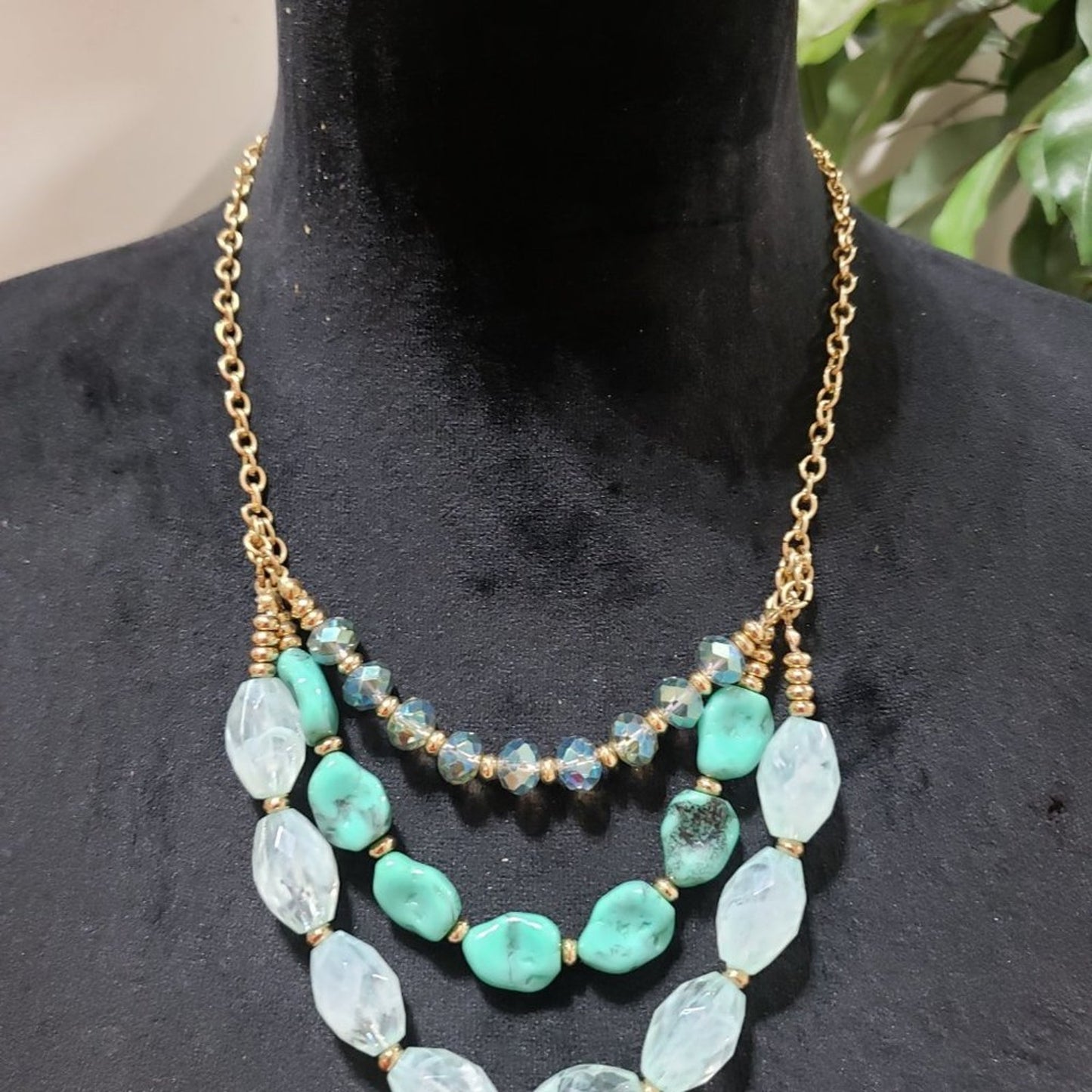 Womens Fashion Triple-Strand Turquoise Beaded Gold Tone Chain Statement Necklace