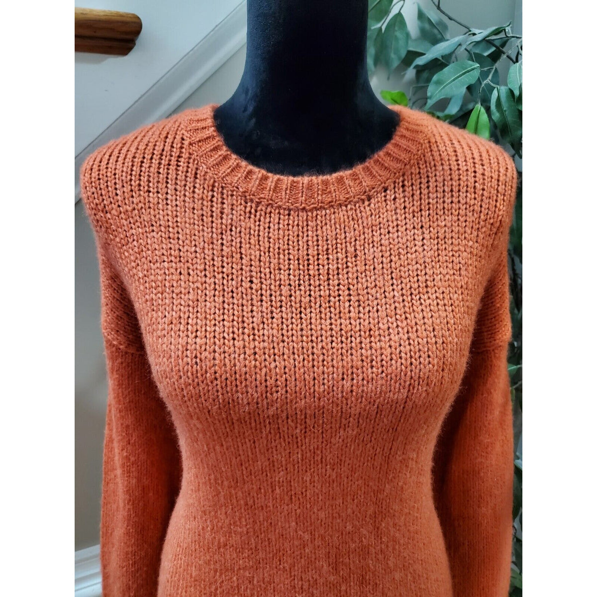 Cotton Emporium Women Orange Long Sleeve Round Neck Pullover Knit Sweater Small