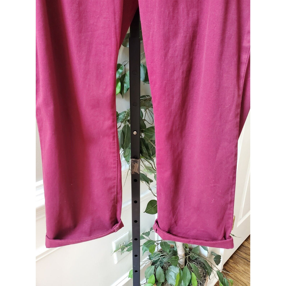 St Johns Bay Womens Red Slash Mid Rise Flat Front Girlfriend Chino Pants Size 18