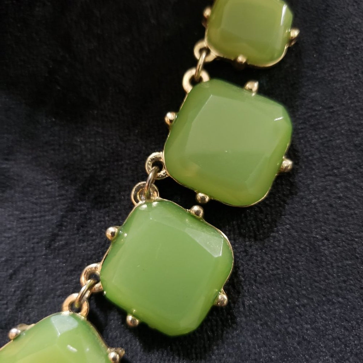 Womens Large Faceted Green Stone Statement Necklace