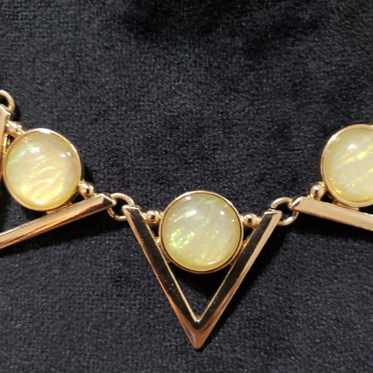 Womens Gold Tone Amber Gemstone Chunky Statement Necklace with Lobster Clasp