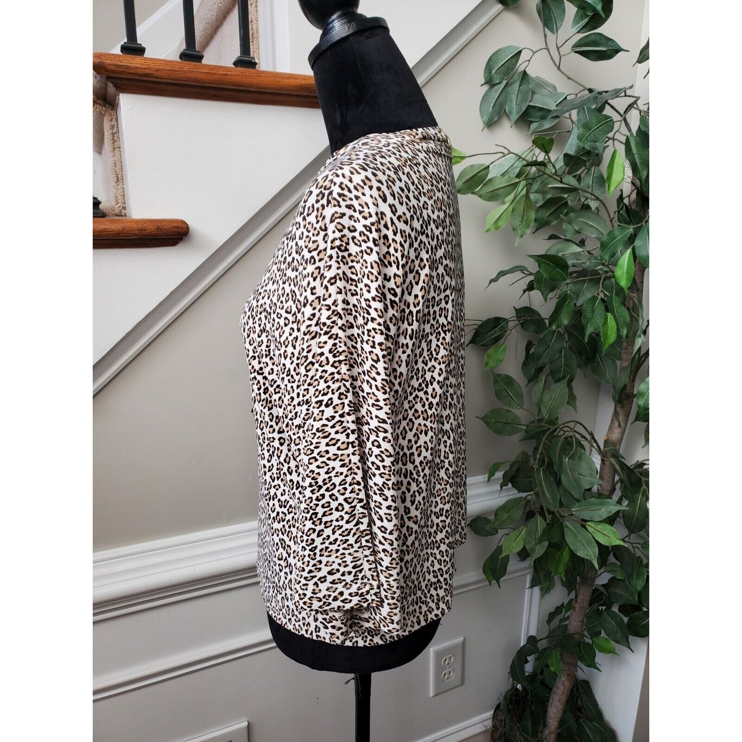 Chico's Women's Brown Polyester Round Neck Long Sleeve Blouse Size 0 Small