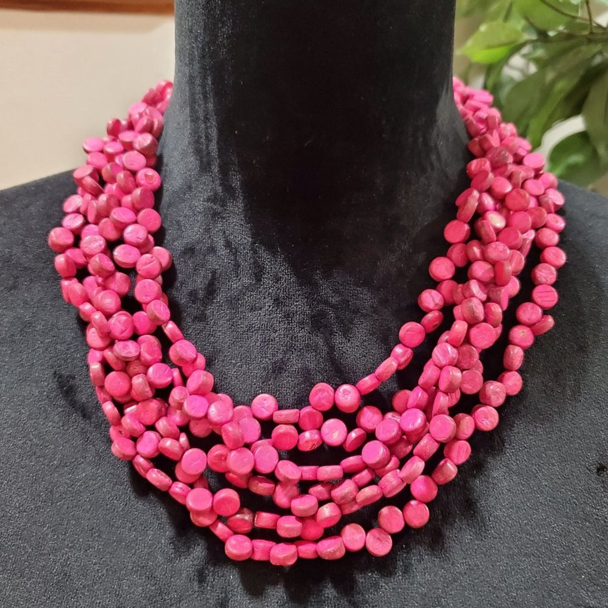 Women's Red Multilayer Round Beaded Pearl Chunky Fashion Jewelry Necklace