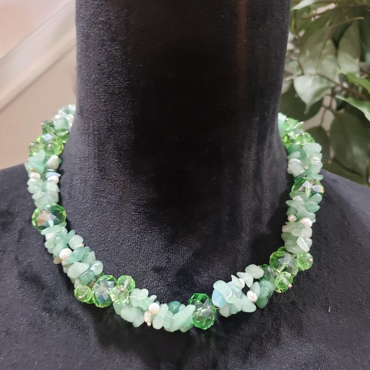Women's Green Aventurine Chip & Beaded Necklace