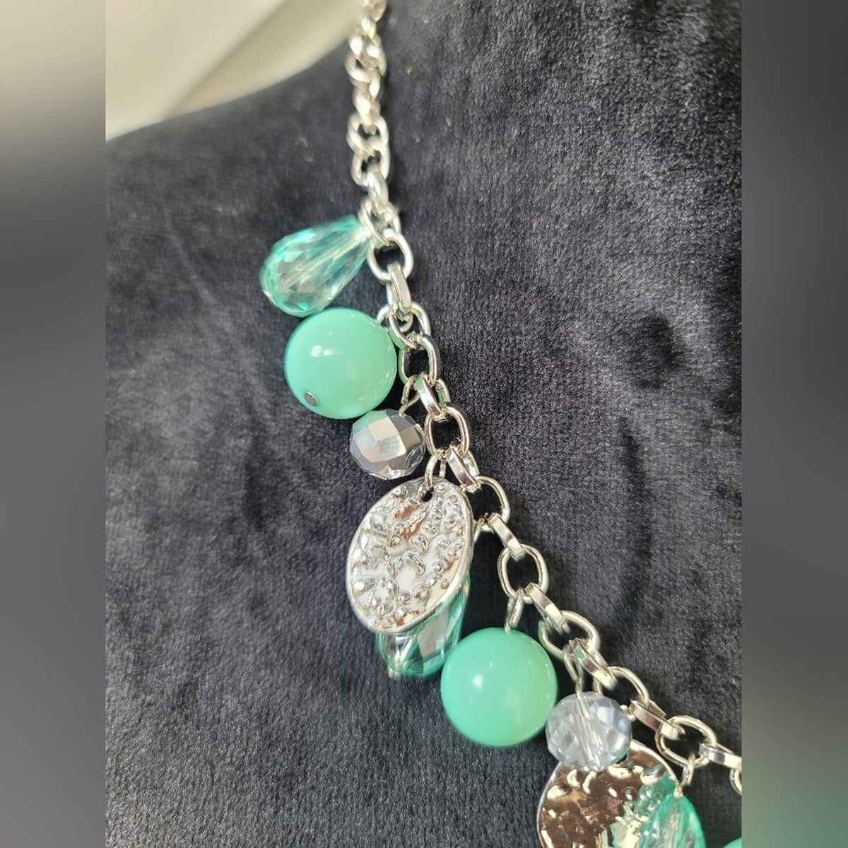 Green and Silver Fashion Necklace
