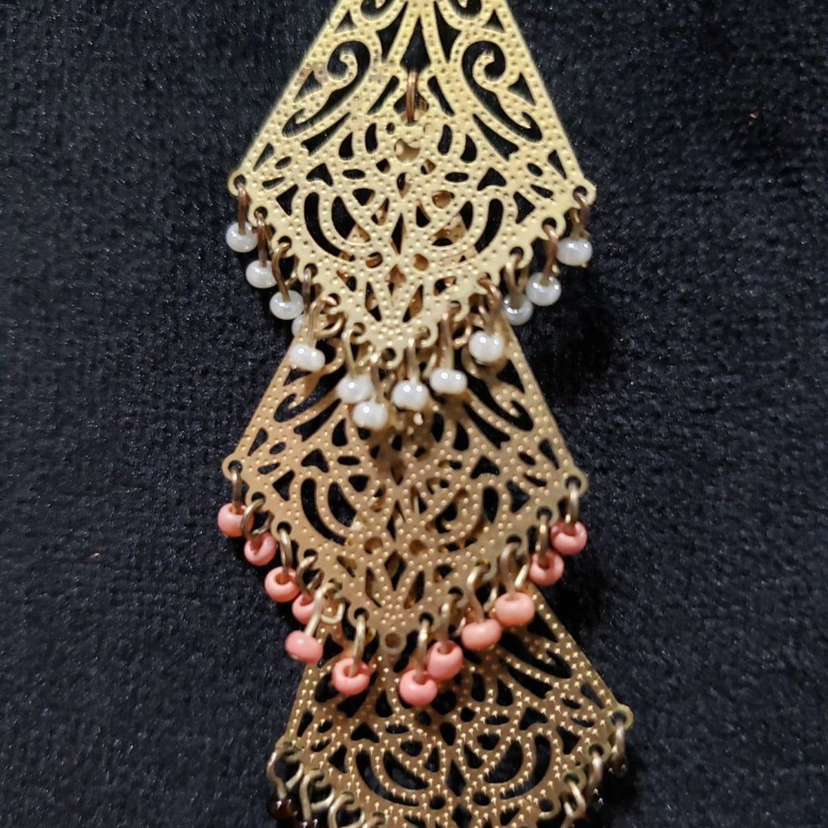 Womens Fashion Gold Tone Filigree Diamond Shape Beaded Necklace with Lobster