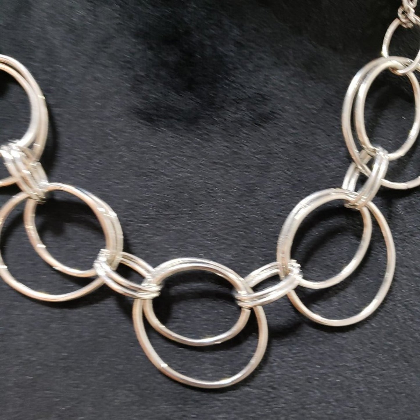 Womens Fashion Silver Tone Hollow Circles Link Statement Necklace with Lobster
