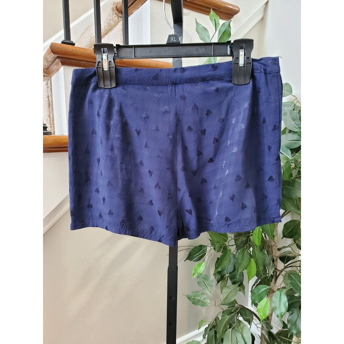 Lab Women's Blue 100% Viscose Flat Front Bottoms Casual Shorts Size Medium