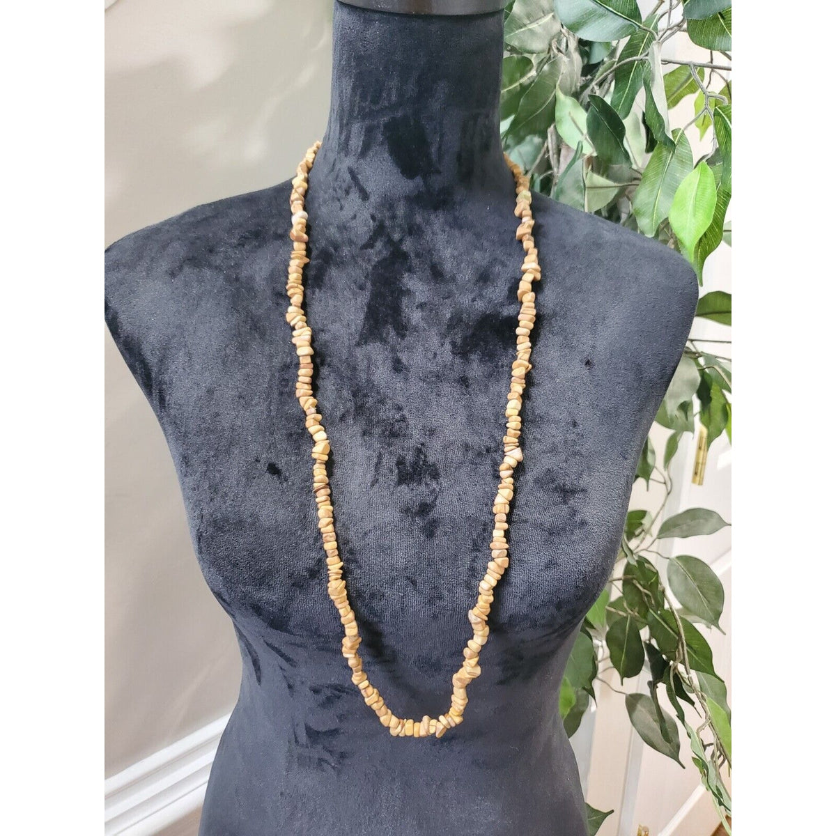 Women's Vintage Brown Antique Blatic Amber Stylish Necklace