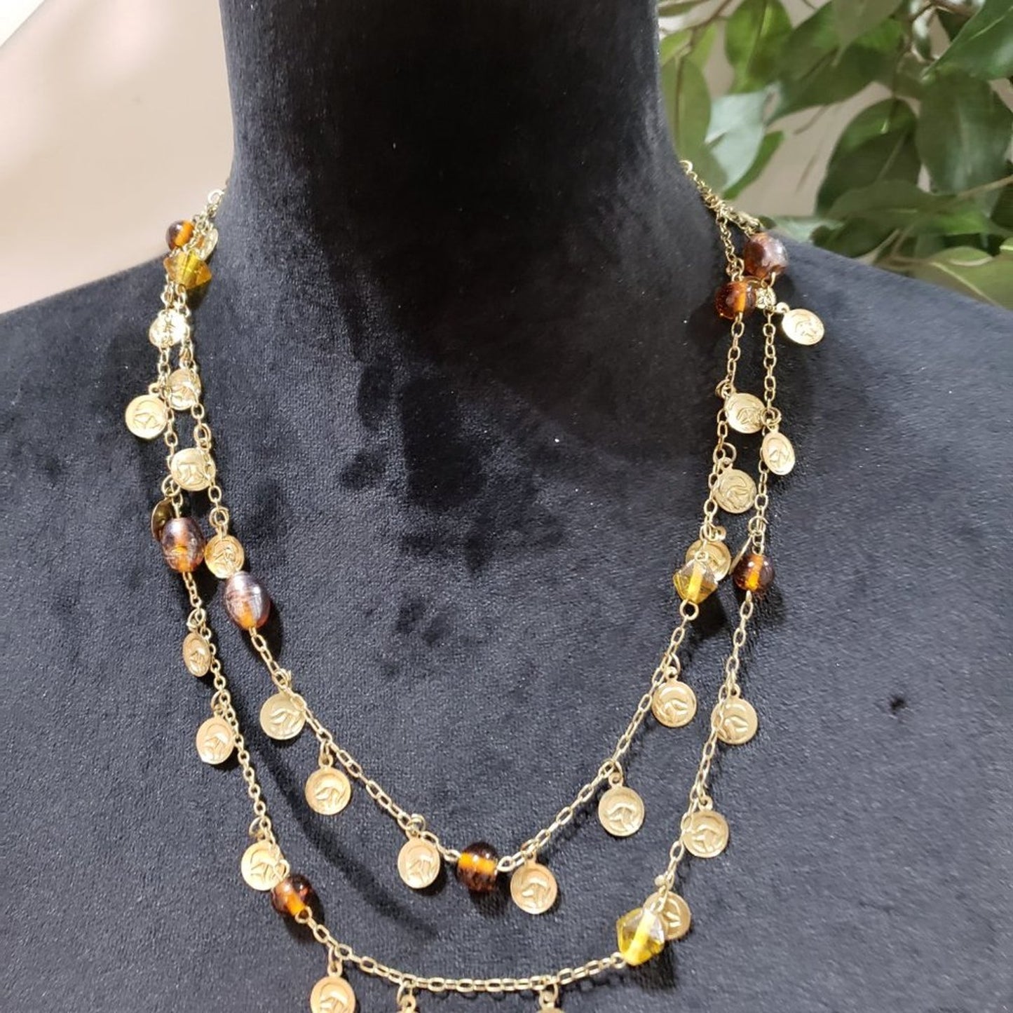 Womens Fashions Gold Tone Chain Multicolor Round Stones Collar Pendant Necklace