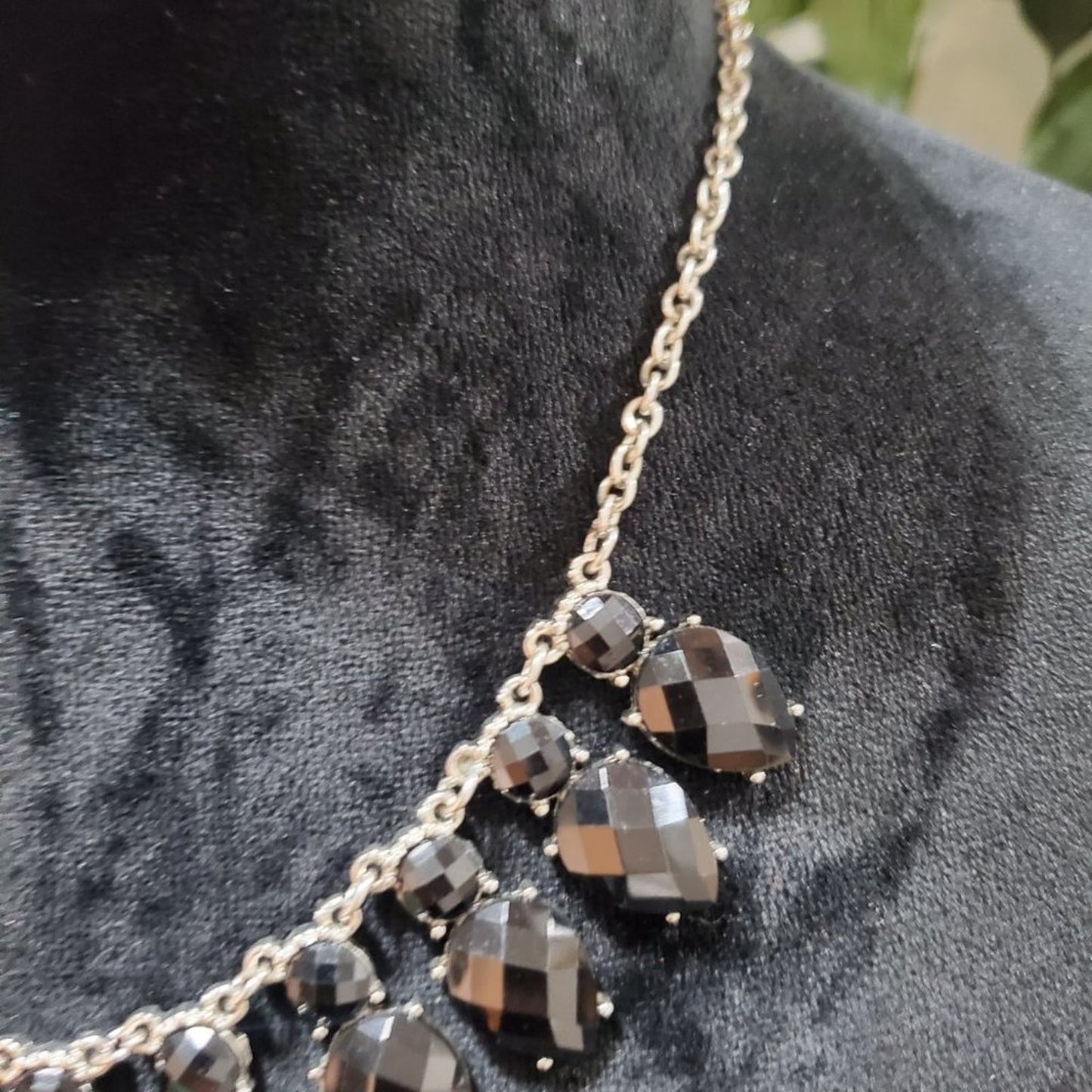 Women's Black Round Beaded Pearl Chain Fashion Jewelry Necklace