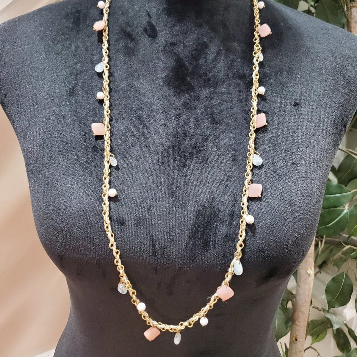 Womens White & Pink Stunning Pearl Gold Plated Earring Chain Necklace
