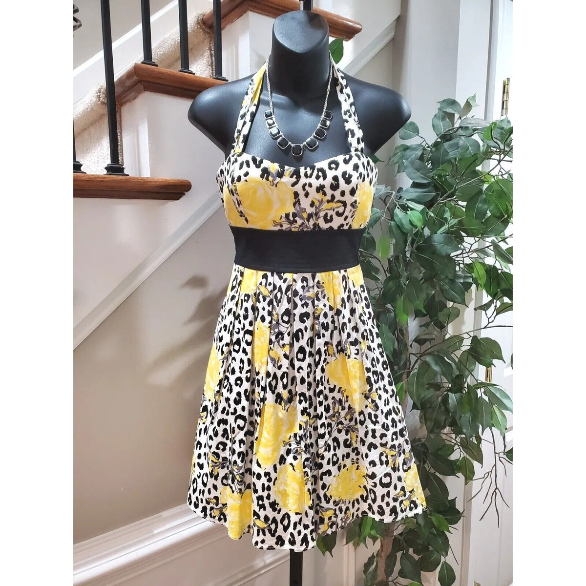 City Triangles Women Yellow & Black Halter Neck Casual Knee Length Dress Size S