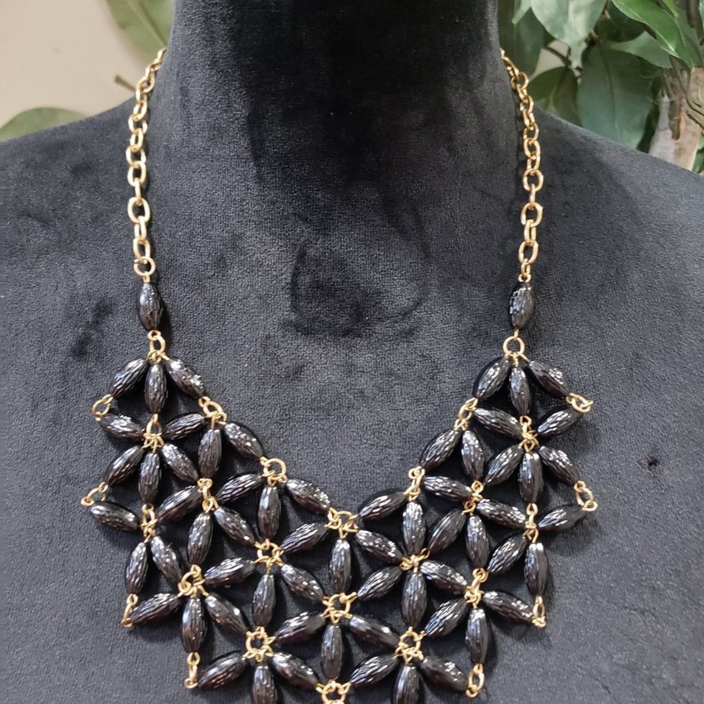 Women's Black Teardrop Beaded Stylish Statement Fashion Necklace