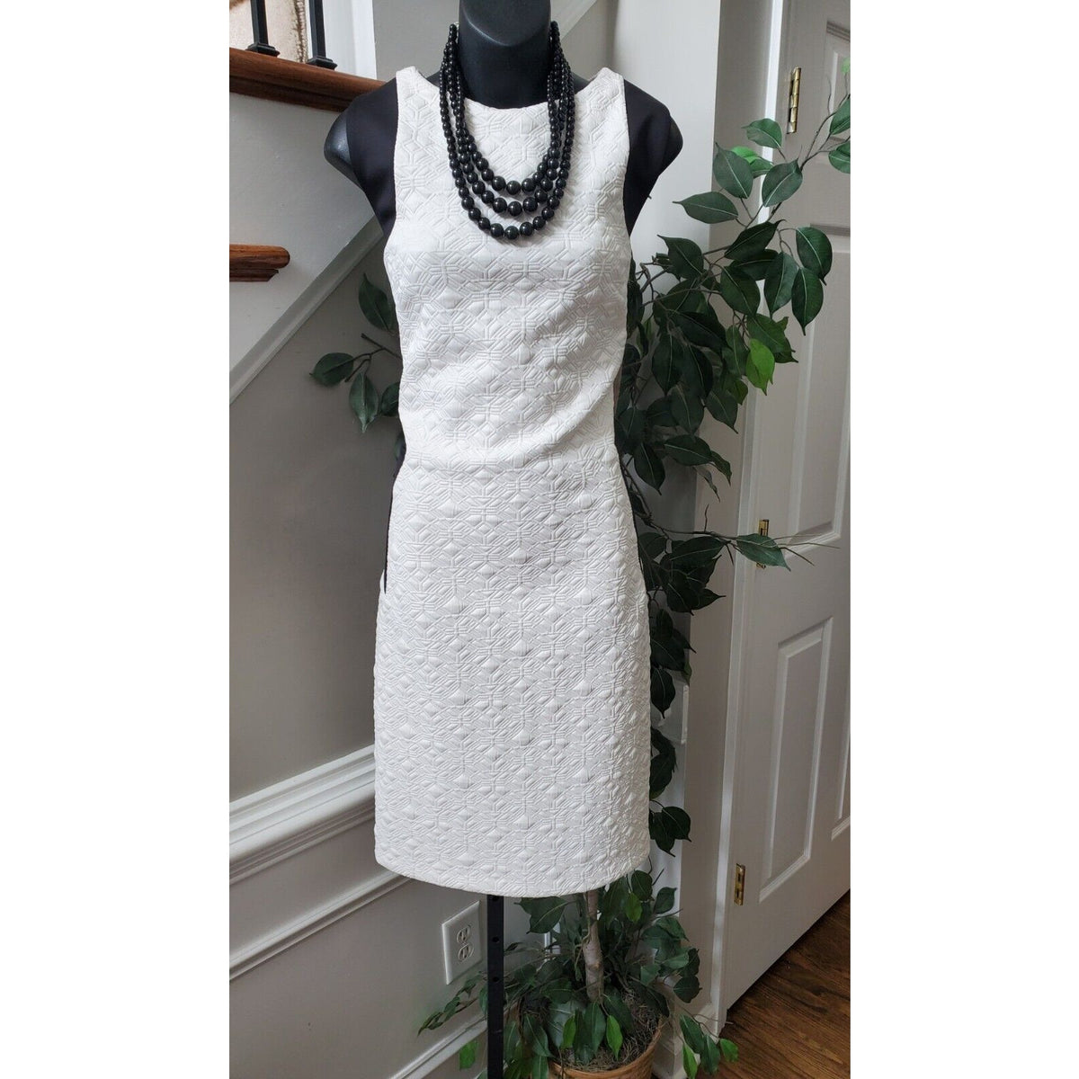 Metaphor Womens White Round Neck Sleeveless Back Zip Knee Length Dress Size XL