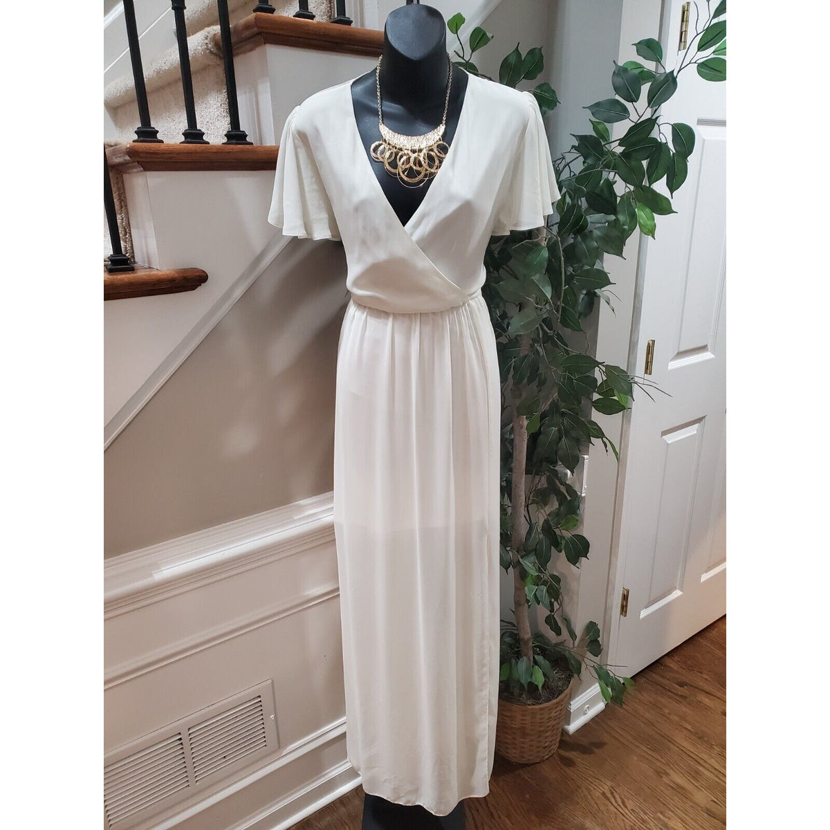 Asos Women's White Solid Polyester V-Neck Short Sleeve Casual Long Maxi Dress 8