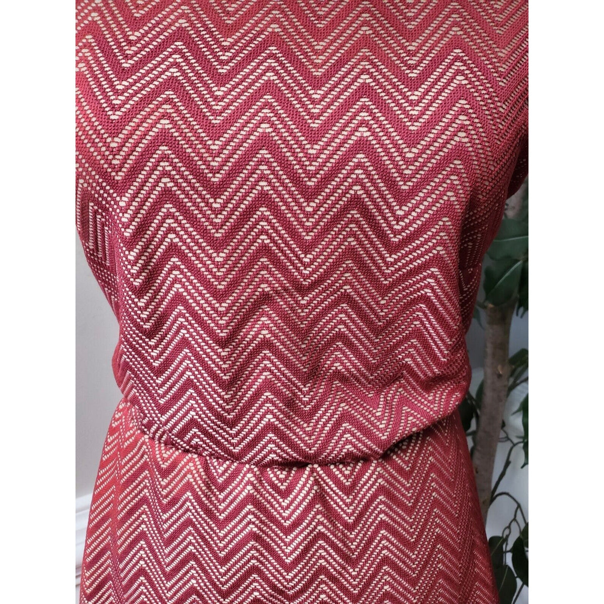 Women's Maroon & White Polyester Round Neck Sleeveless Knee Length Dress Size XL