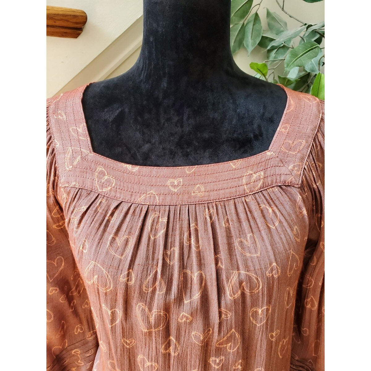LC Lauren Conrad Square Neck Heart Print Balloon Sleeve Blouse Mauve Pink Size S