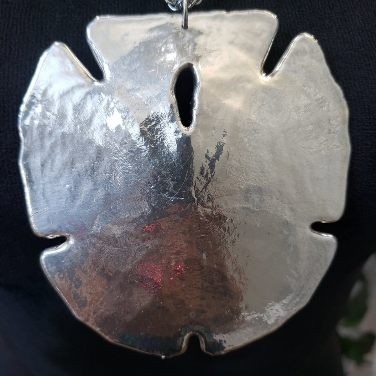 Womens Fashion Sand Dollar Pendant Pewter Necklace with Lobster Clasp