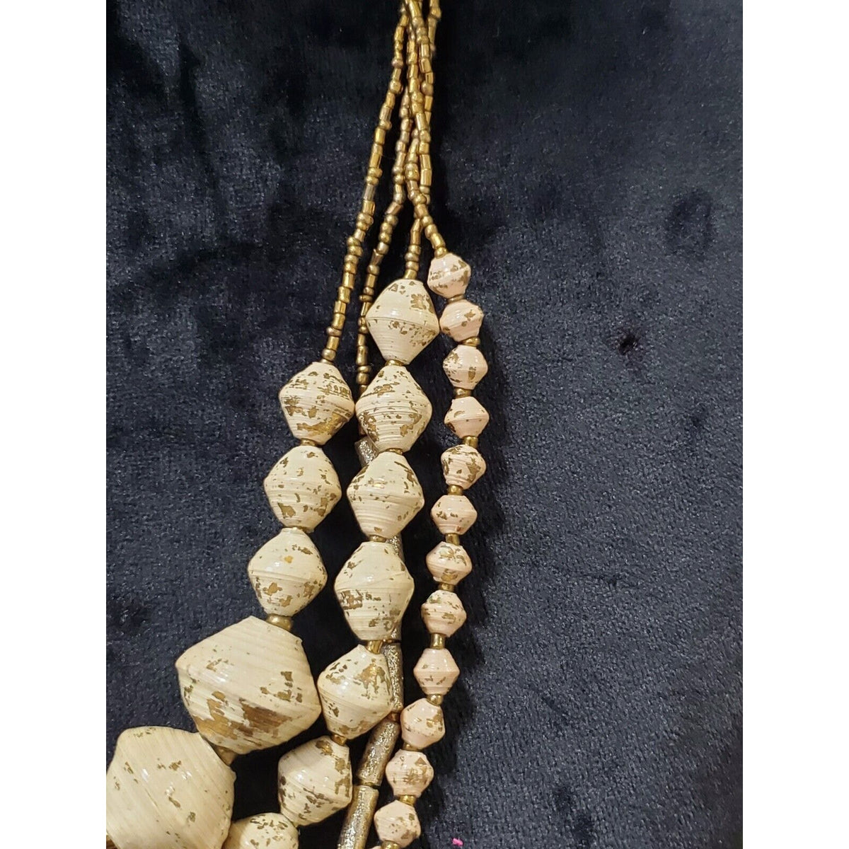 Teng Yue Women's Multistrand Shell Bead Statement Stylish Necklace