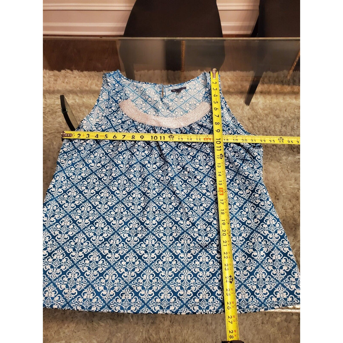 Gap Women Blue & White Polyester Scoop Neck Sleeveless Casual Top Blouse Size XL