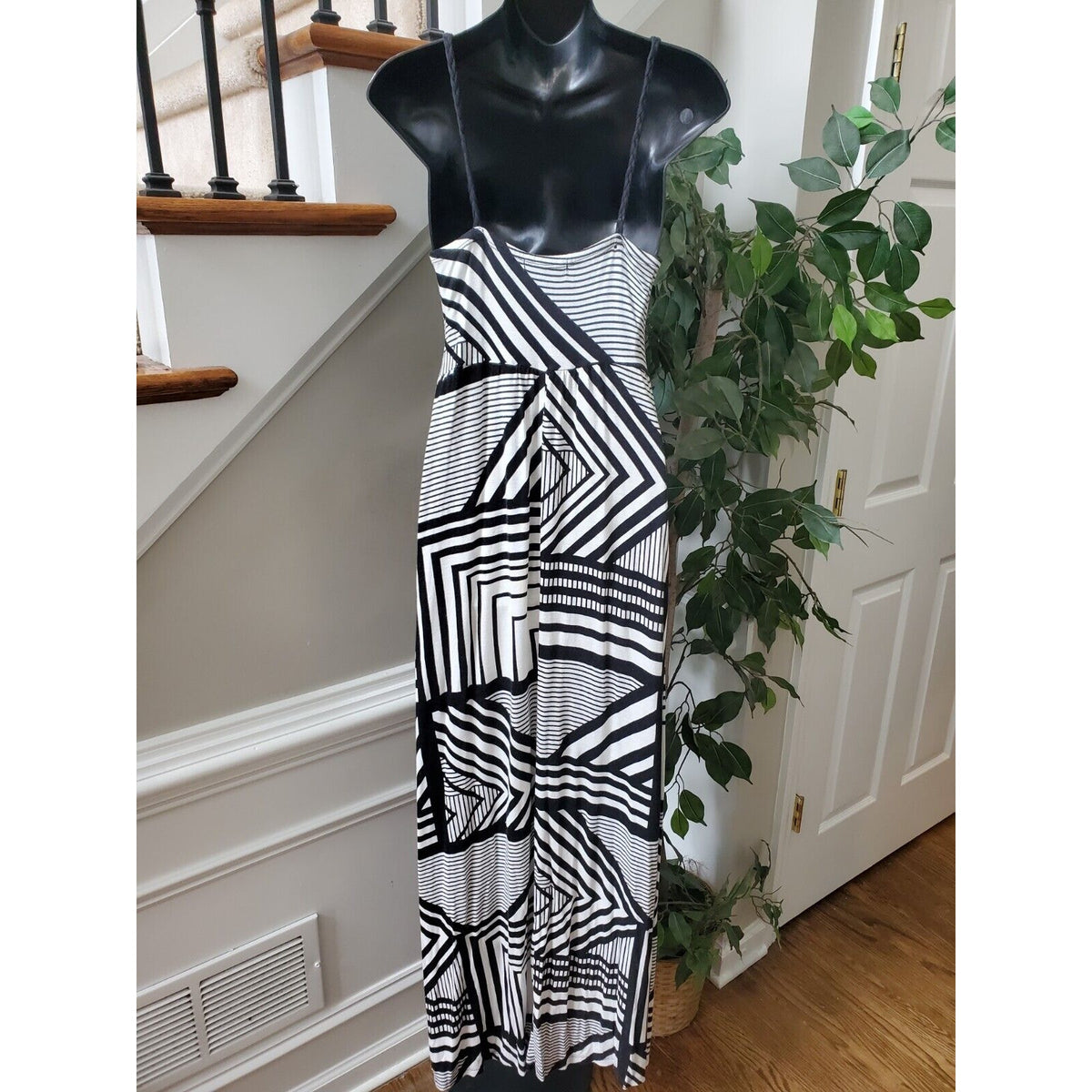 Banana Republic Women's Black & White Scoop Neck Sleeveless Long Maxi Dress S