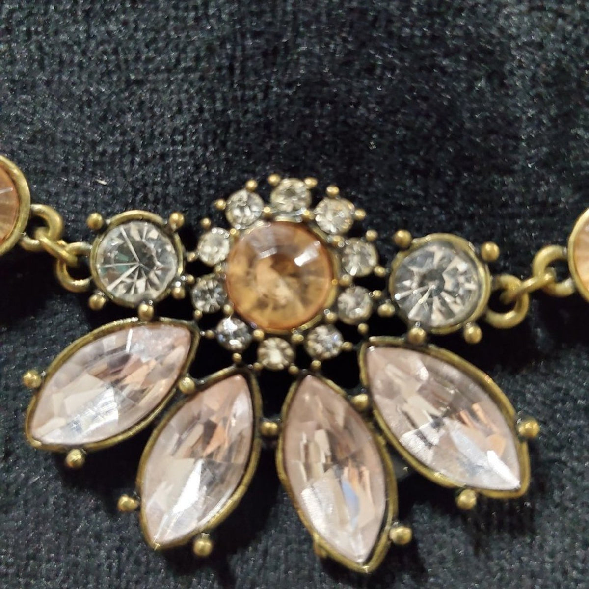 Women's Three Flower Necklace Large Crystal Petals Bib Style Spring Necklace