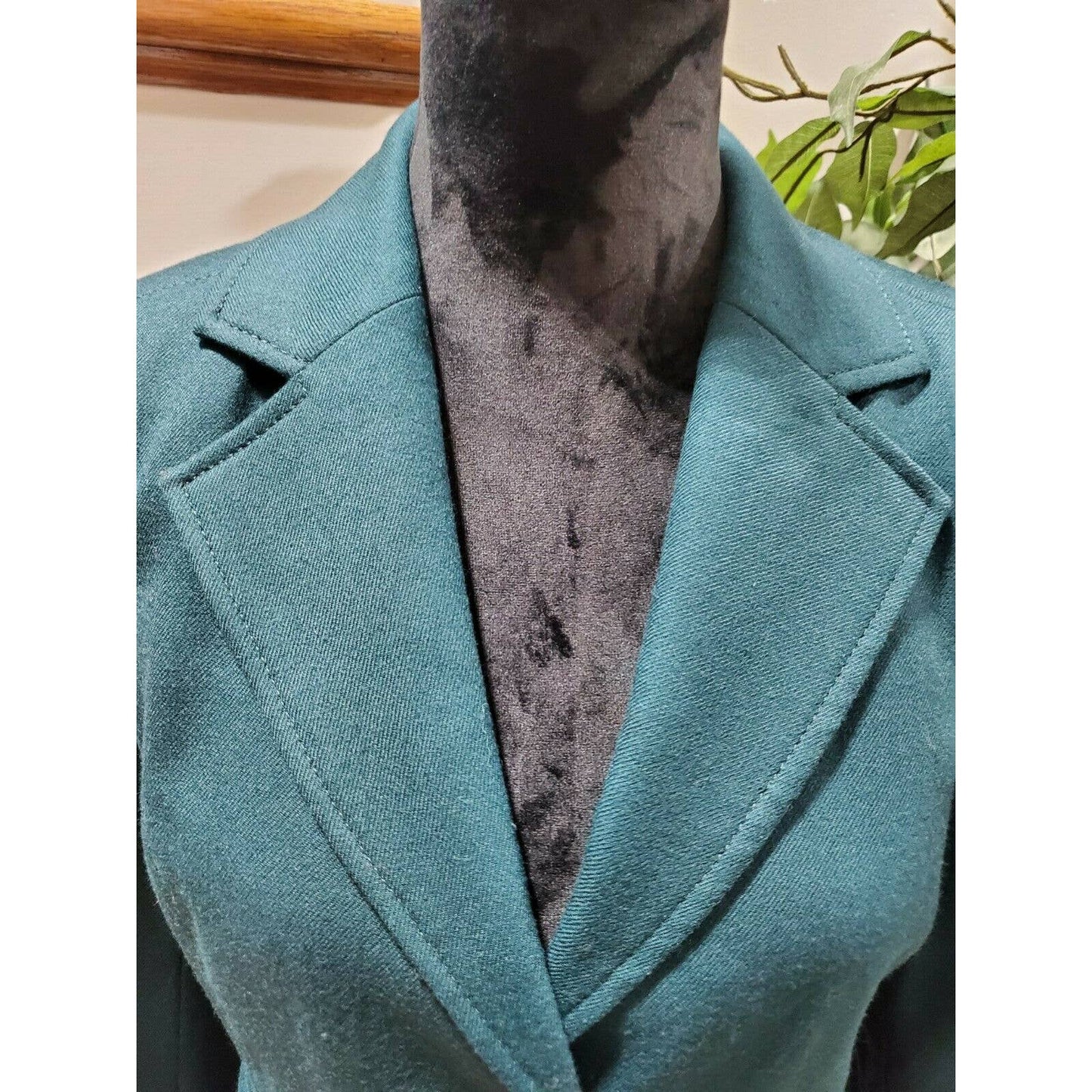 Pendleton Women's Wool Two Buttons Single Breasted Long Sleeve Blazer Size 10