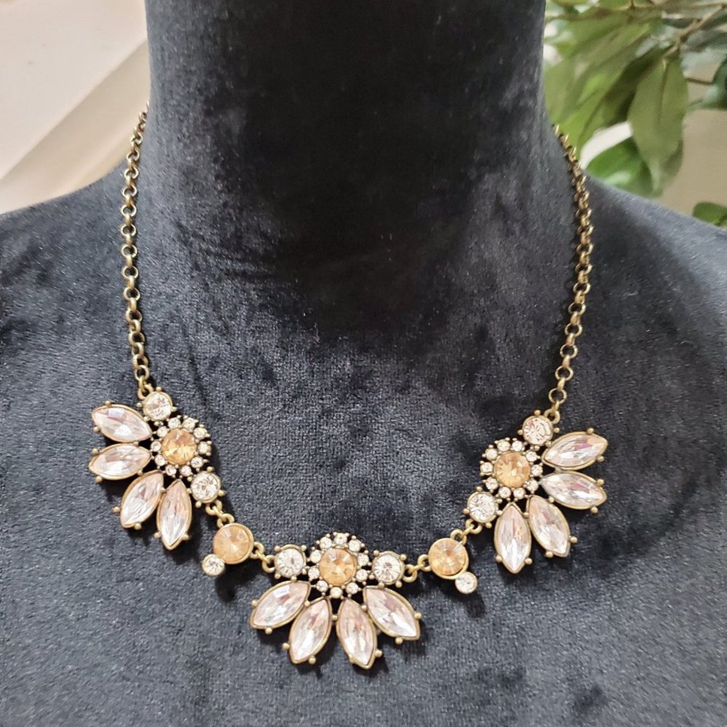 Women's Three Flower Necklace Large Crystal Petals Bib Style Spring Necklace