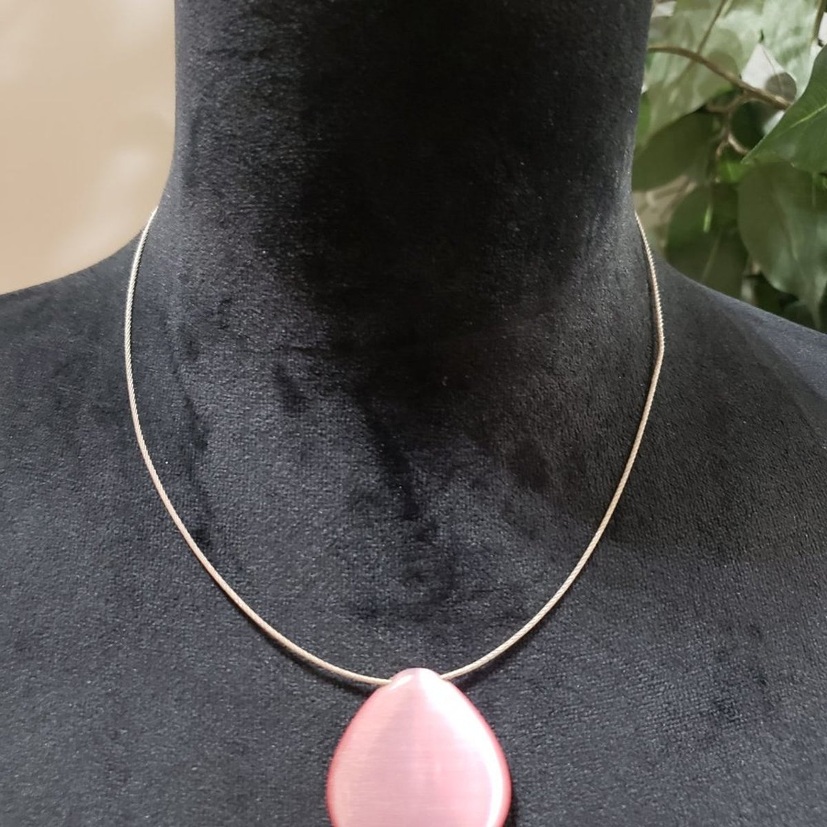 Womens Fashion Single Strand Pink Color Rhinestone Pendant Necklace with Lobster