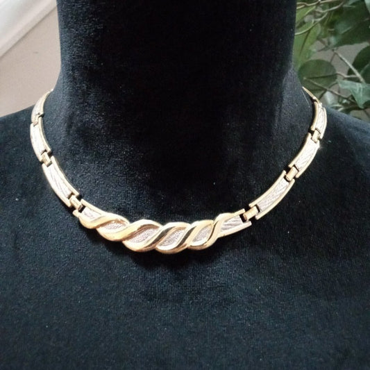 Womens Modern Fashion Chunky Gold Tone Bar Link Elegant Choker Necklace