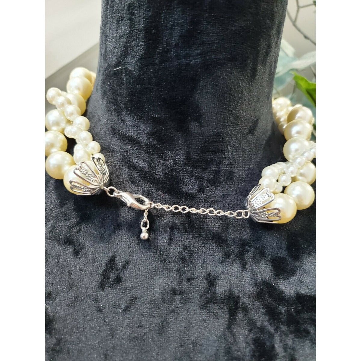 Double Layered White Pearl Fashion Necklace